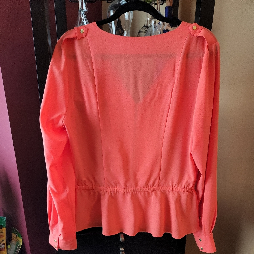 Tops - Picture 3 of 3